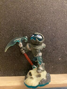 Skylanders Swap Force: Lightcore Grim Creeper - Loose (Broken)